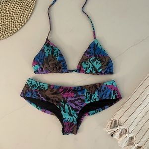 Victoria’s Secret Swimsuit / Bikini